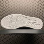 Air-Jordan-1-Blanc-Clair-1.jpg