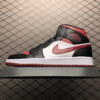 Air Jordan 1 MID Bred Toe