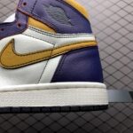 Air-Jordan-1-High-Mauve-Jaune-1.jpg