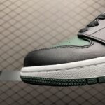 Air-Jordan-1-Low-Green-Toe-1.jpg