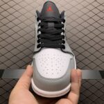 Air-Jordan-1-Low-Light-Smoke-Grey-01.jpg