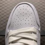 Air-Jordan-1-Low-White-Metallic-Gold-01-1.jpg
