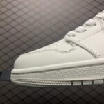 Air-Jordan-1-Low-White-University-Red-01-1.jpg