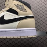 Air-Jordan-1-MID-Barely-Orange-01.jpg