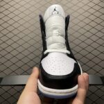Air-Jordan-1-MID-Mid-Royal-Blue-Mesh-1.jpg