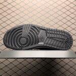 Air-Jordan-1-MID-Noir-Jaune-1.jpg