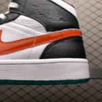 Air-Jordan-1-MID-SE-Noir-1.jpg