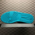 Air-Jordan-1-MID-SE-South-Beach-Bleu-1.jpg