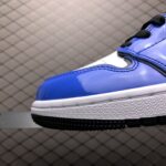 Air-Jordan-1-MID-Signal-Blue-1.jpg