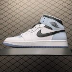 Air-Jordan-1-Mid-SE-Ice-Blue-2023.jpg