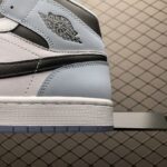 Air-Jordan-1-Mid-SE-Ice-Blue-2023.jpg