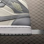 Air-Jordan-1-MidStealth-W-1.jpg