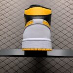 Air-Jordan-1-Noir-Jaune-1.jpg