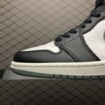 Air-Jordan-1-Retro-High-Clay-Green-1.jpg
