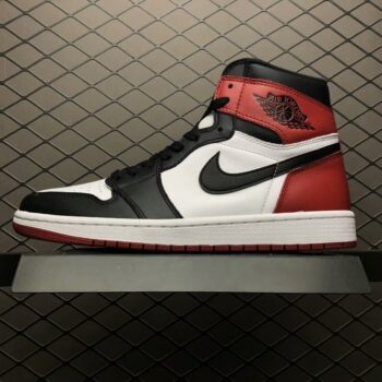 Air Jordan 1 Retro High Black Toe