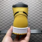 Air-Jordan-1-Retro-High-Pollen-1.jpg
