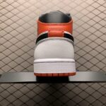 Air-Jordan-1-Rouge-Blanc-1.jpg
