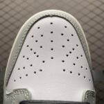 Dunk-Low-Light-Smoke-Grey-Womens-1.jpg