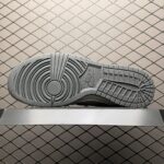 Dunk-Low-Light-Smoke-Grey-Womens-1.jpg