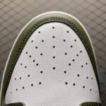 Dunk-Low-Medium-Olive-1.jpg