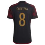 MAILLOT-ALLEMAGNE-EXTERIEUR-2022-23-GORETZKA-1.jpg