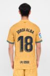 MAILLOT-FC-BARCELONE-EXTERIEUR-2022-23-ALBA-1.jpg
