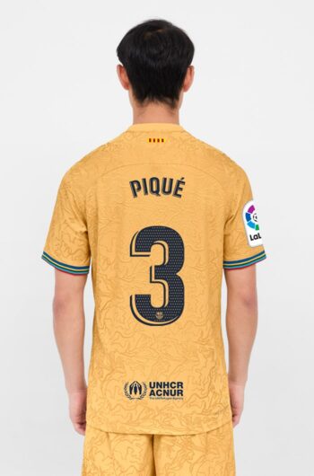MAILLOT FC BARCELONE EXTERIEUR 2022-23 PIQUE