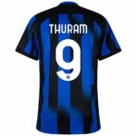 MAILLOT-INTER-MILAN-DOMICILE-2023-2024-THURAM-1-1.jpg
