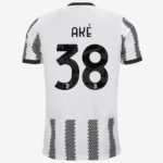 MAILLOT-JUVENTUS-DOMICILE-2022-2023-AKE-1.jpg