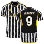 MAILLOT-JUVENTUS-DOMICILE-2023-2024-Vlahovic-1.jpg