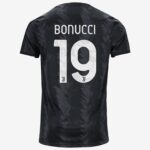 MAILLOT-JUVENTUS-EXTERIEUR-2022-2023-BONUCCI-1.jpg