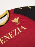 MAILLOT-VENEZIA-FC-FOURTH-2021-2022-1.jpg