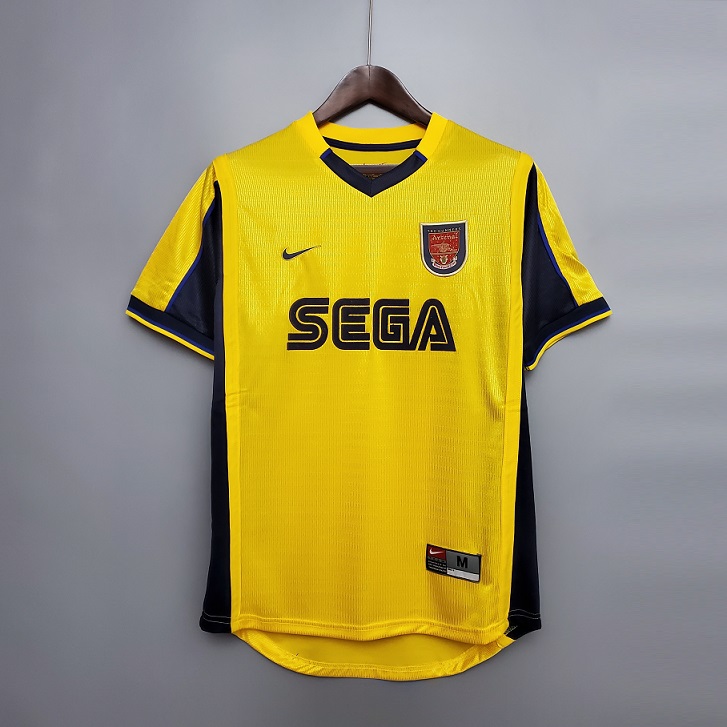 Maillot-Arsenal-exterieur-Retro-Vintage-1999-2000-01.jpg