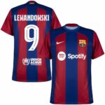 Maillot-Barca-2023-2024-Domicile-Lewandowski-1-1.jpg