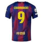 Maillot-Kit-Enfant-Barca-Domicile-2025-2026-Lewandowski-UCL.jpg