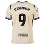 Maillot-Barca-Exterieur-2025-2026-Lewandowski-UCL-1.jpg