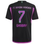 Maillot-Bayern-Munich-Exterieur-2023-2024-Gnabry-1.jpg