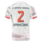 Maillot-Bayern-Munich-Exterieur-2025-2026-Upamecano-1.jpg