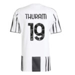 Maillot-Juventus-Domicile-2025-2026-Thuram-1-1.jpg