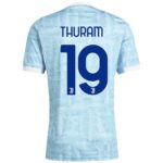 Maillot-Juventus-Exterieur-2025-2026-Thuram-1-1.jpg