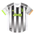 Maillot-Juventus-X-Palace-2019-1.jpg