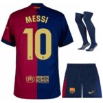 Maillot-Kit-Enfant-Barca-2024-2025-Domicile-Messi.jpg