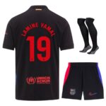 Maillot-Kit-Enfant-Barca-2024-2025-Exterieur-Lamine-Yamal_.jpg