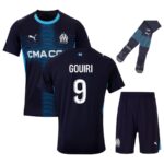Maillot-Kit-Enfant-OM-Exterieur-2025-2026-Gouiri.jpg