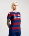 Maillot-Newcastle-Exterieur-2024-2025-Femme.jpg