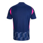 Maillot-Nottingham-Forest-Exterieur-2024-2025.jpg
