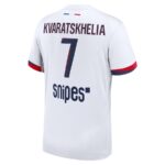Maillot-Kit-Enfant-PSG-Exterieur-2024-2025-Kvaratskhelia.jpeg