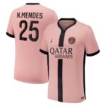 Maillot-PSG-Third-2024-2025-Nuno-Mendes.jpg