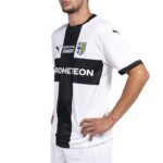 Maillot-Parme-Domicile-2024-2025-1.jpg