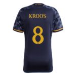Maillot-Real-Madrid-Exterieur-2023-2024-Kroos.jpg